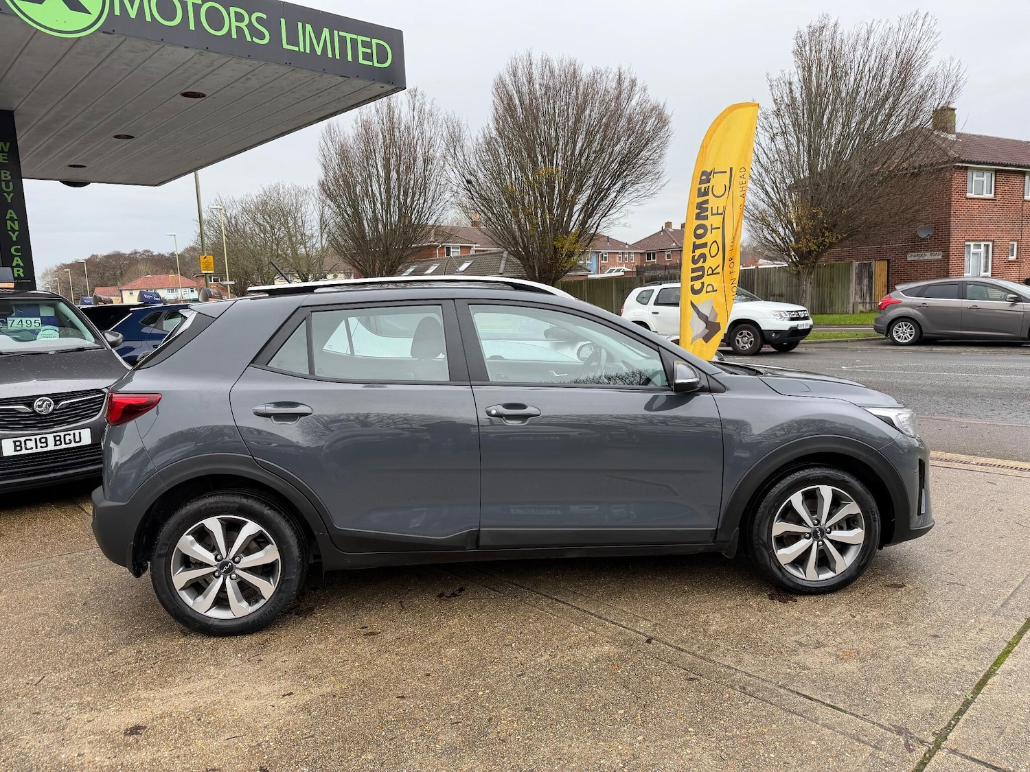 Used Kia Stonic 2023 for sale - 76887266: Photo 3