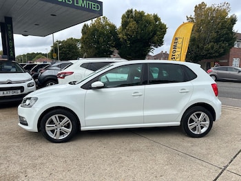 Used Volkswagen Polo 2017 for sale - 75781051: Photo