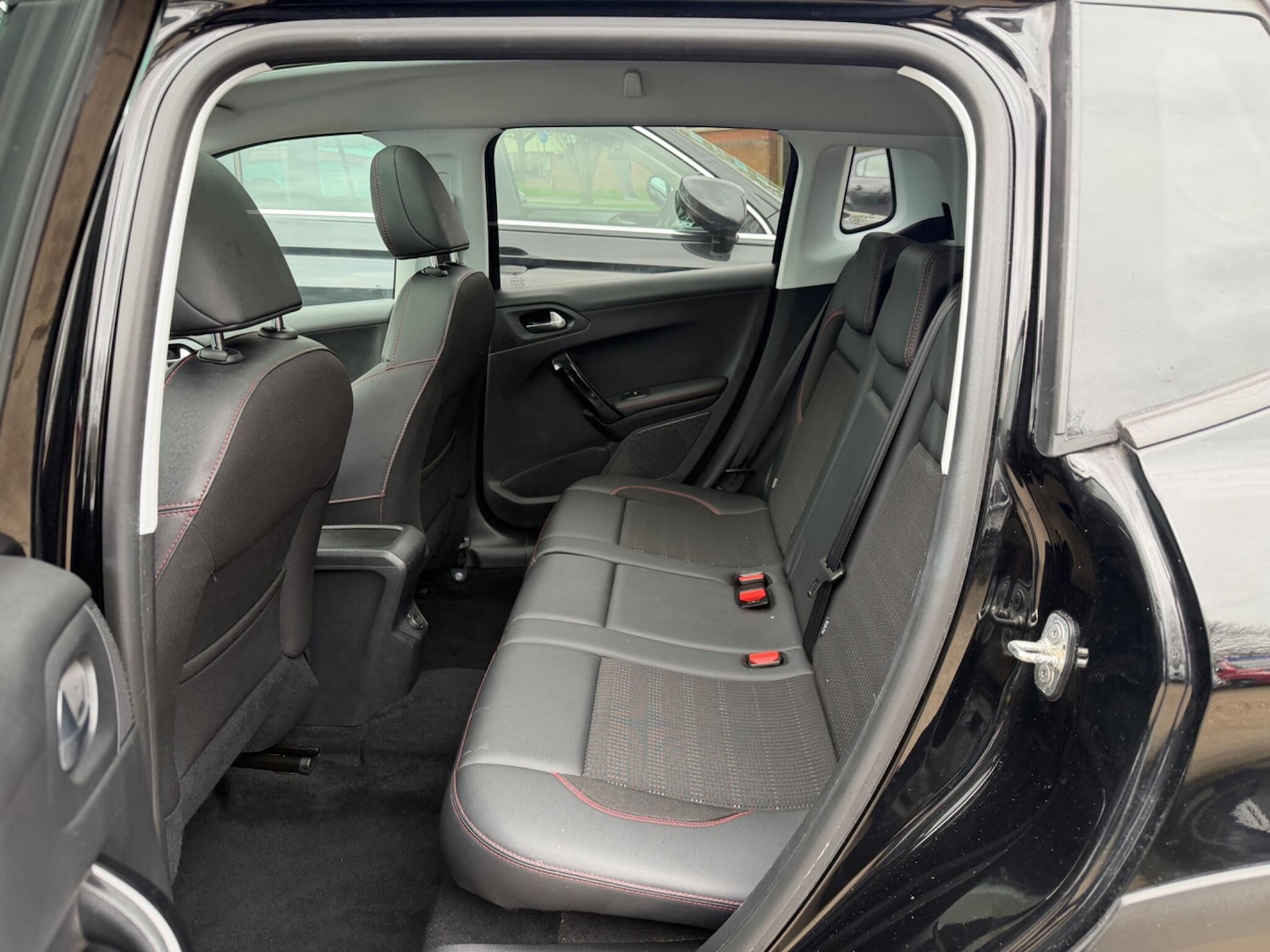 Used Peugeot 2008 2018 for sale - 77695353: Photo 22