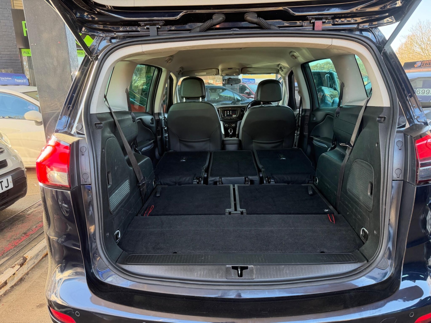 Used Vauxhall Zafira 2018 for sale - 77723506: Photo 11