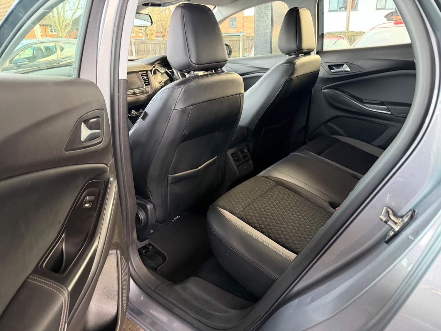 Used Vauxhall Grandland X 2019 for sale - 77230215: Photo 25