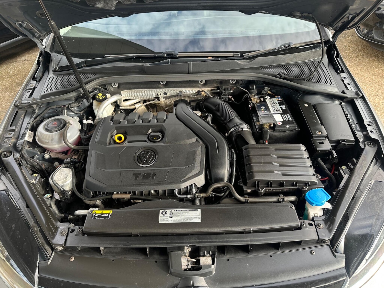 Used Volkswagen Golf 2018 for sale - 76549989: Photo 6