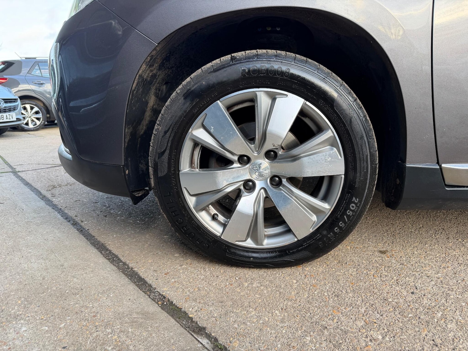 Used Peugeot 2008 2016 for sale - 76926779: Photo 27