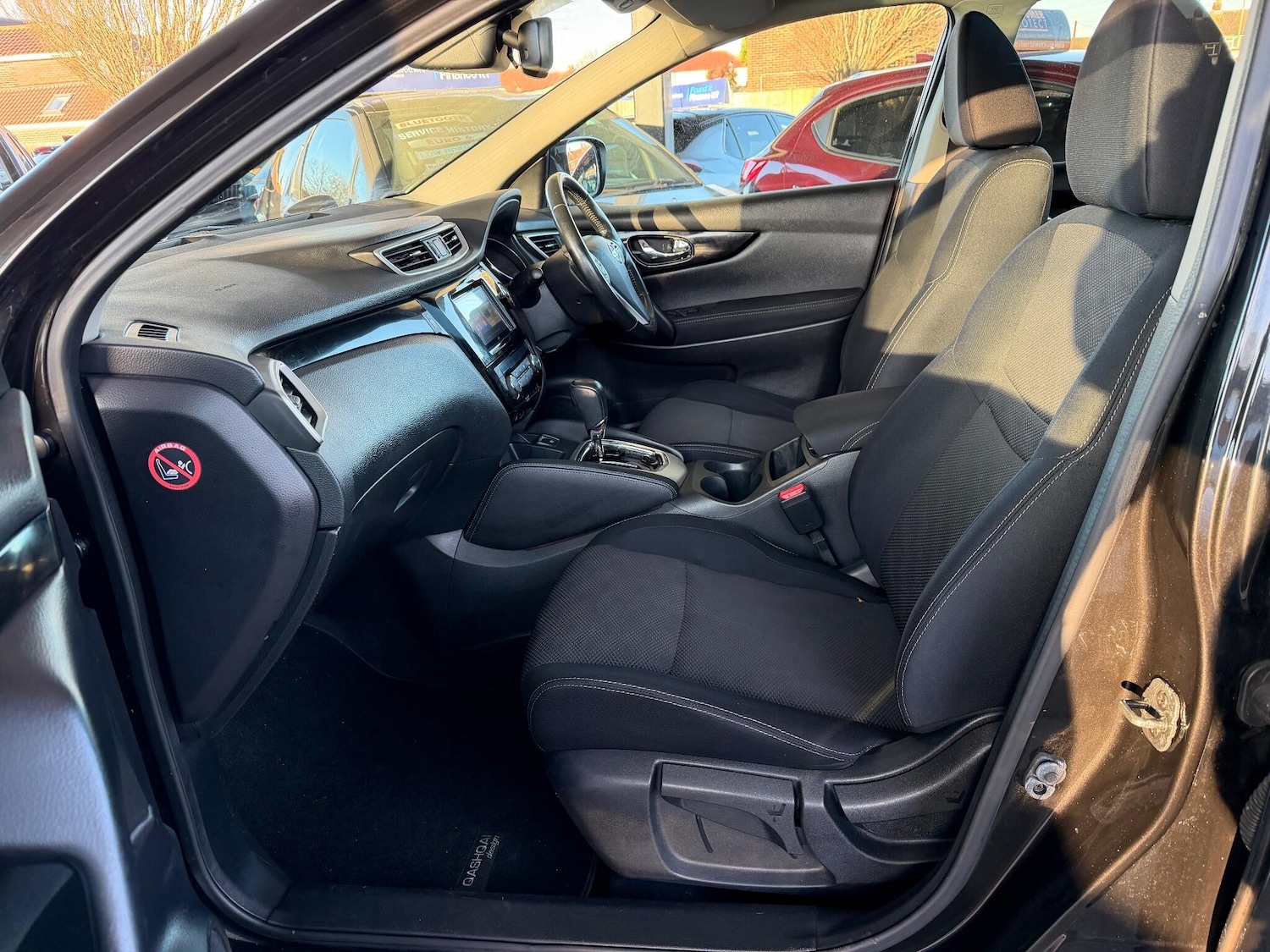 Used Nissan Qashqai 2015 for sale - 77143806: Photo 20