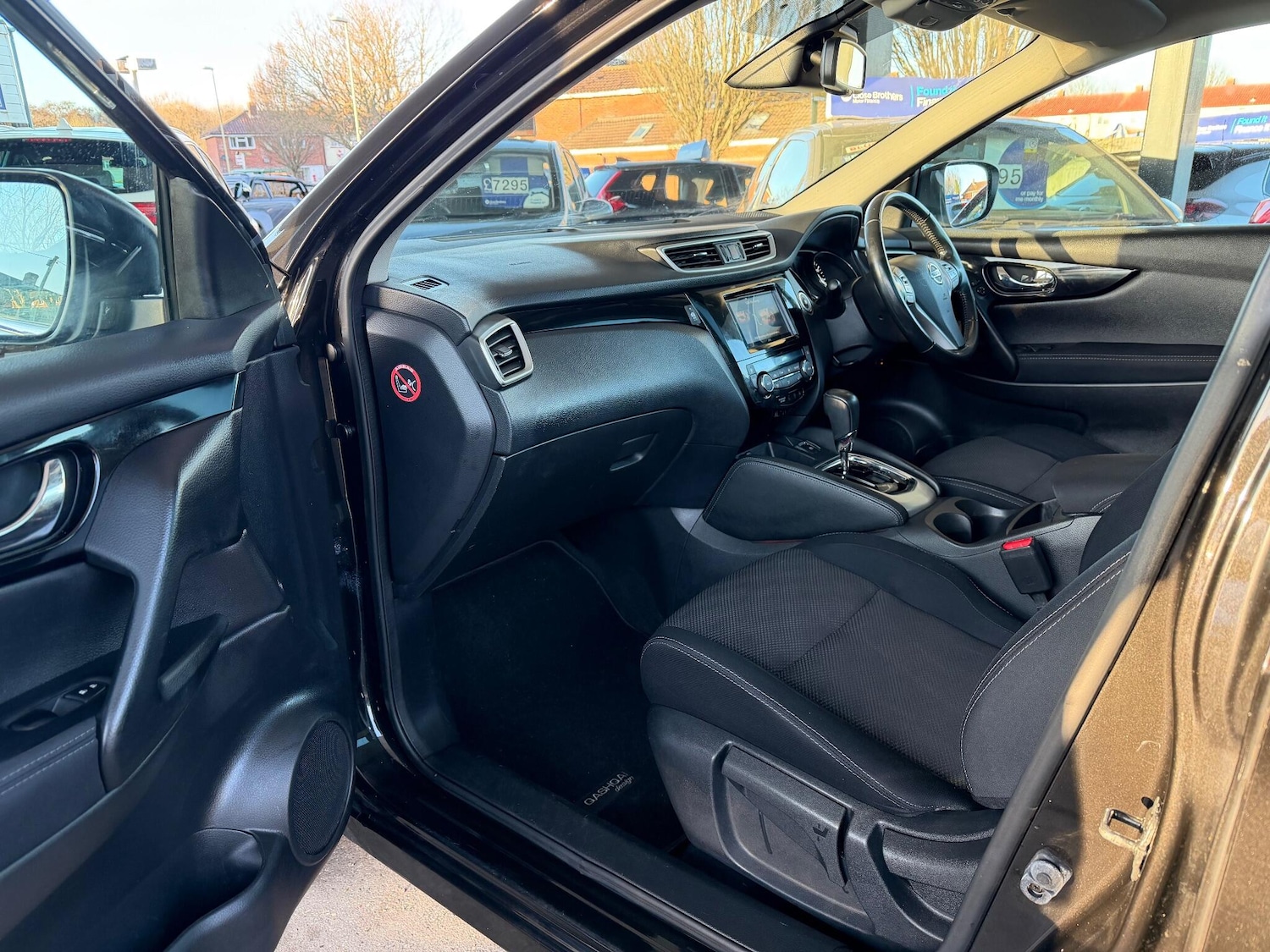 Used Nissan Qashqai 2015 for sale - 77143806: Photo 21