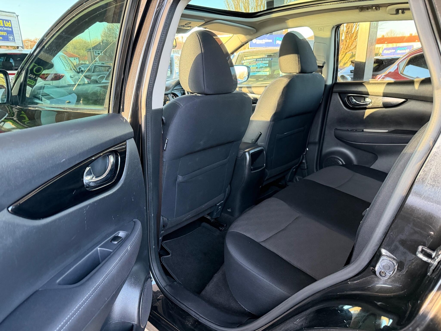 Used Nissan Qashqai 2015 for sale - 77143806: Photo 26