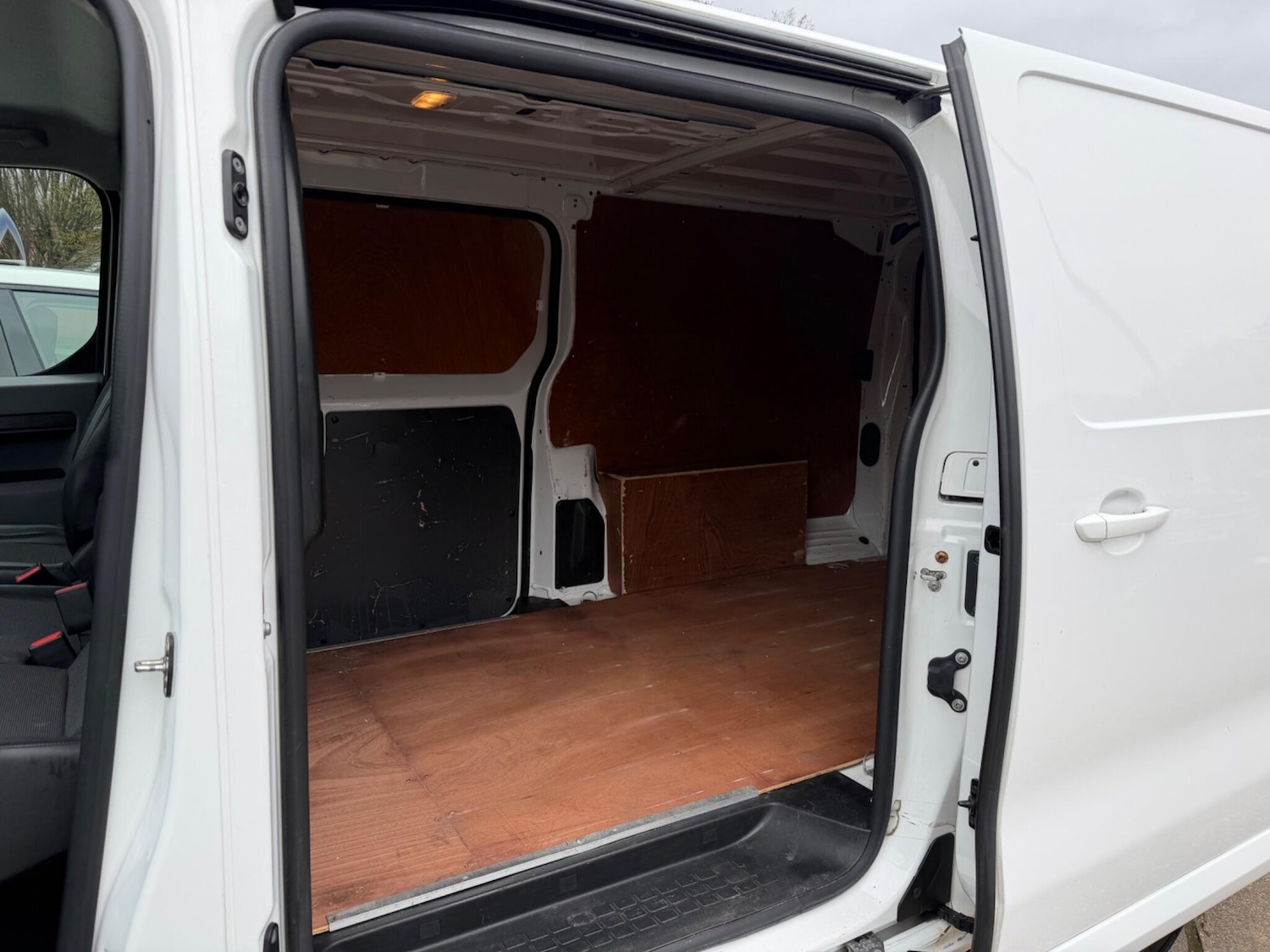 Used Vauxhall Vivaro 2020 for sale - 77883098: Photo 7