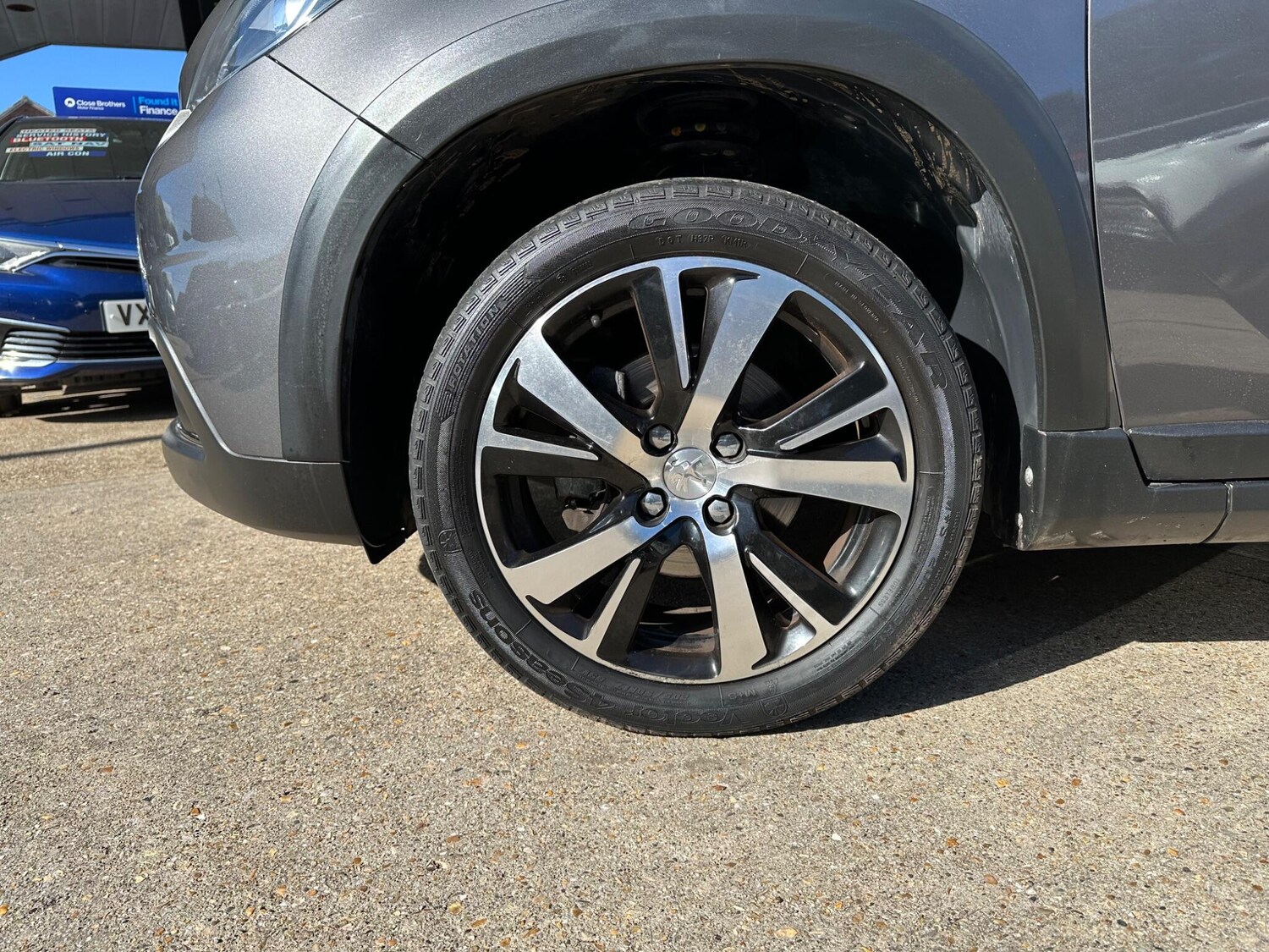 Used Peugeot 2008 2019 for sale - 76283524: Photo 28