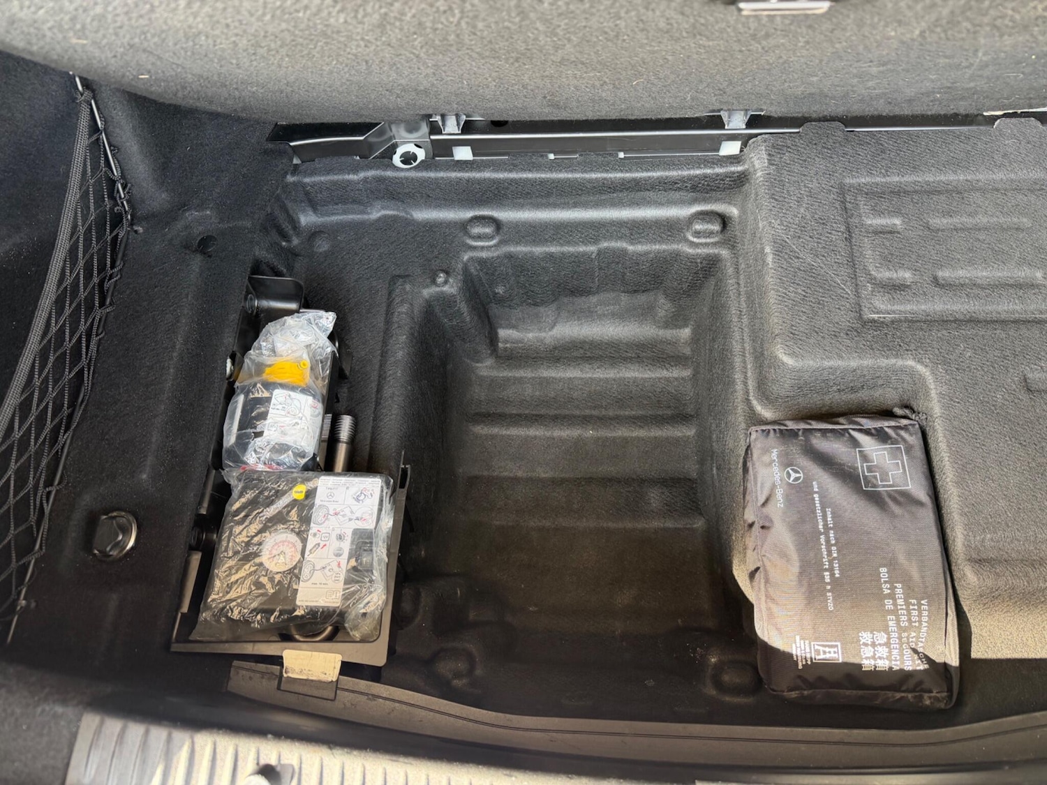 Used Mercedes-Benz C Class 2017 for sale - 77994379: Photo 10