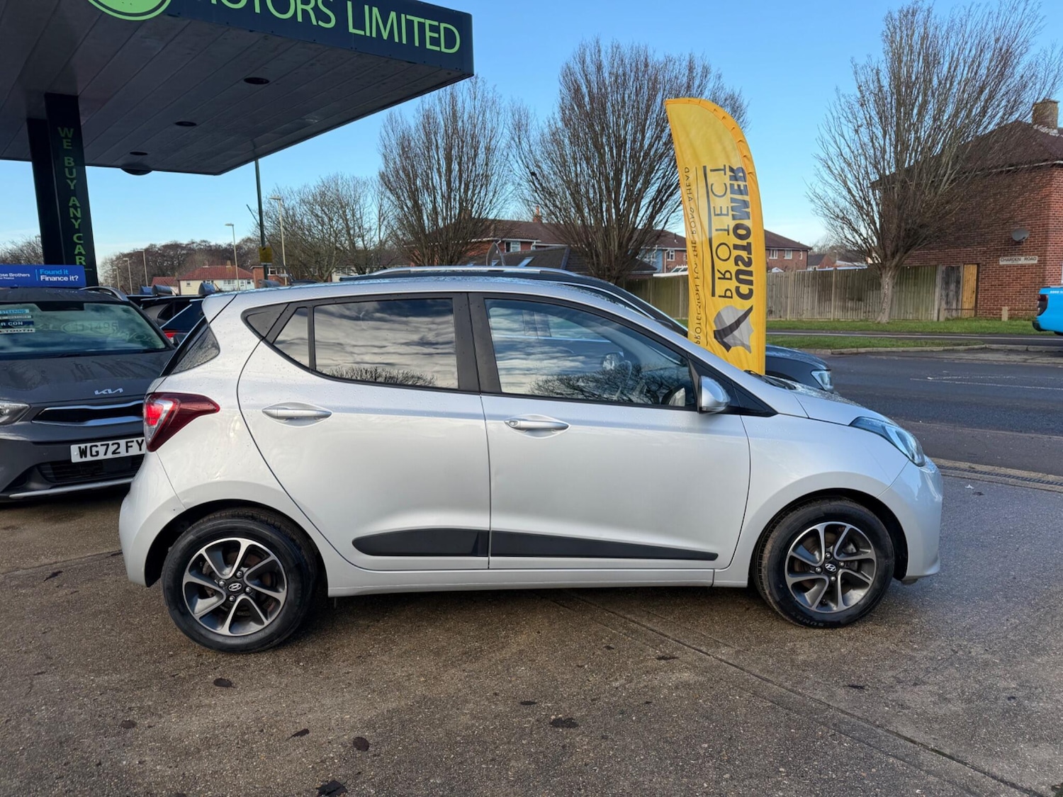 Used Hyundai i10 2019 for sale - 77203128: Photo 3