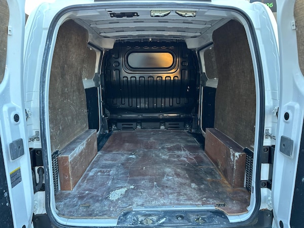 Used Nissan NV200 2018 for sale - 75311905: Photo 12