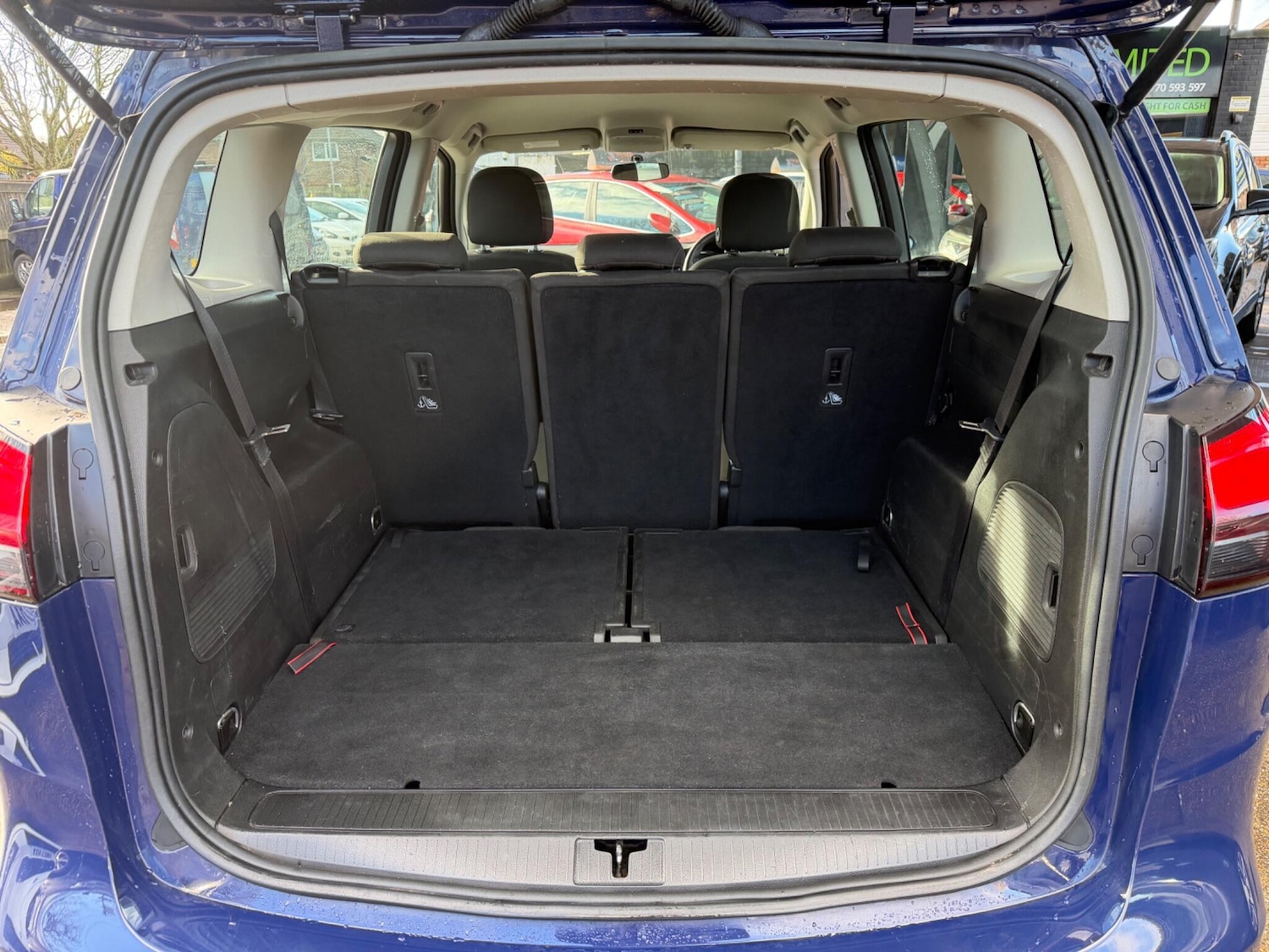 Used Vauxhall Zafira 2017 for sale - 77358439: Photo 10