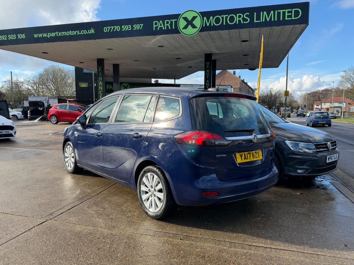 Used Vauxhall Zafira 2017 for sale - 77358439: Photo 2