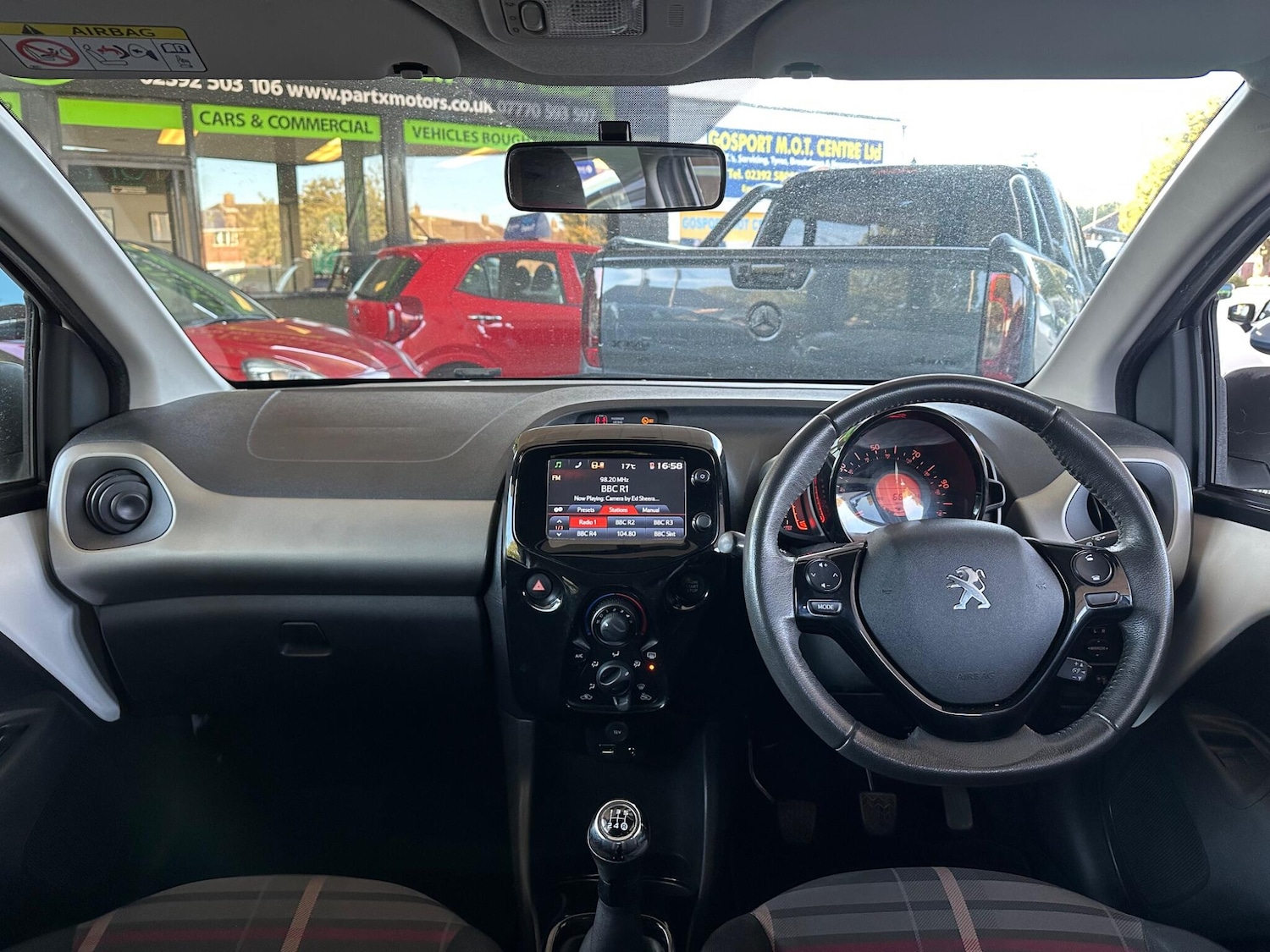 Used Peugeot 108 2015 for sale - 76371704: Photo 13