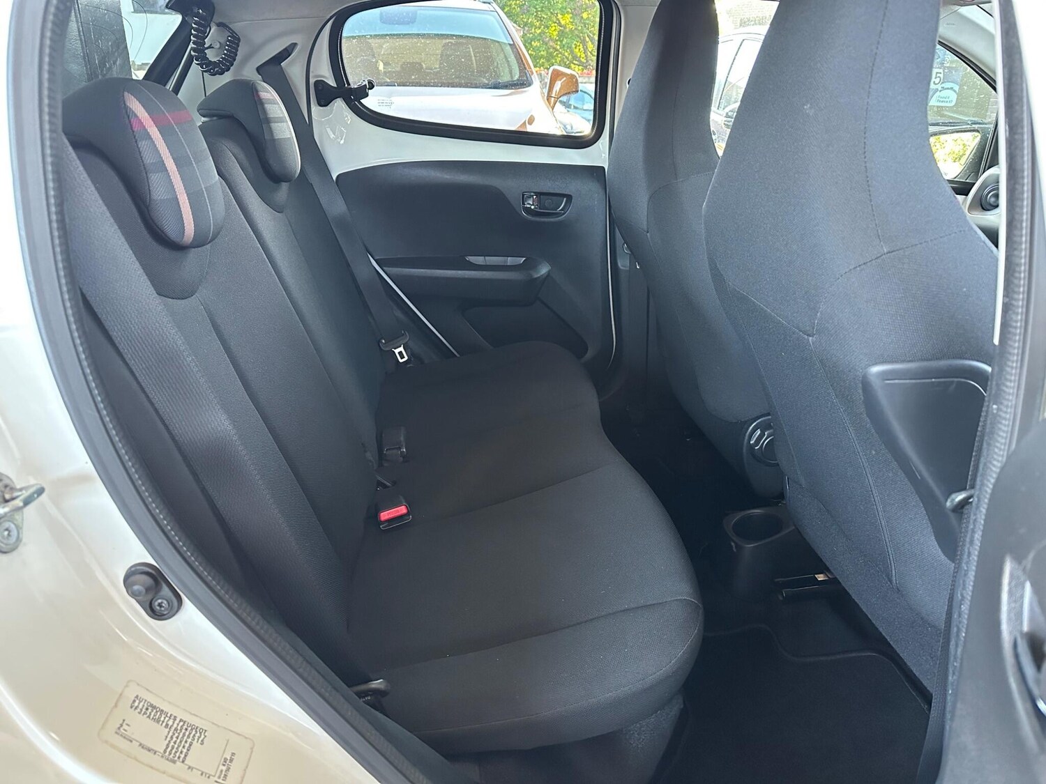 Used Peugeot 108 2015 for sale - 76371704: Photo 21