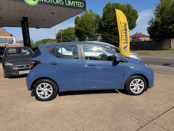 Used Hyundai i10 2018 for sale - 78504042: Photo