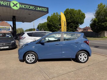 Used Hyundai i10 2018 for sale - 78504042: Photo