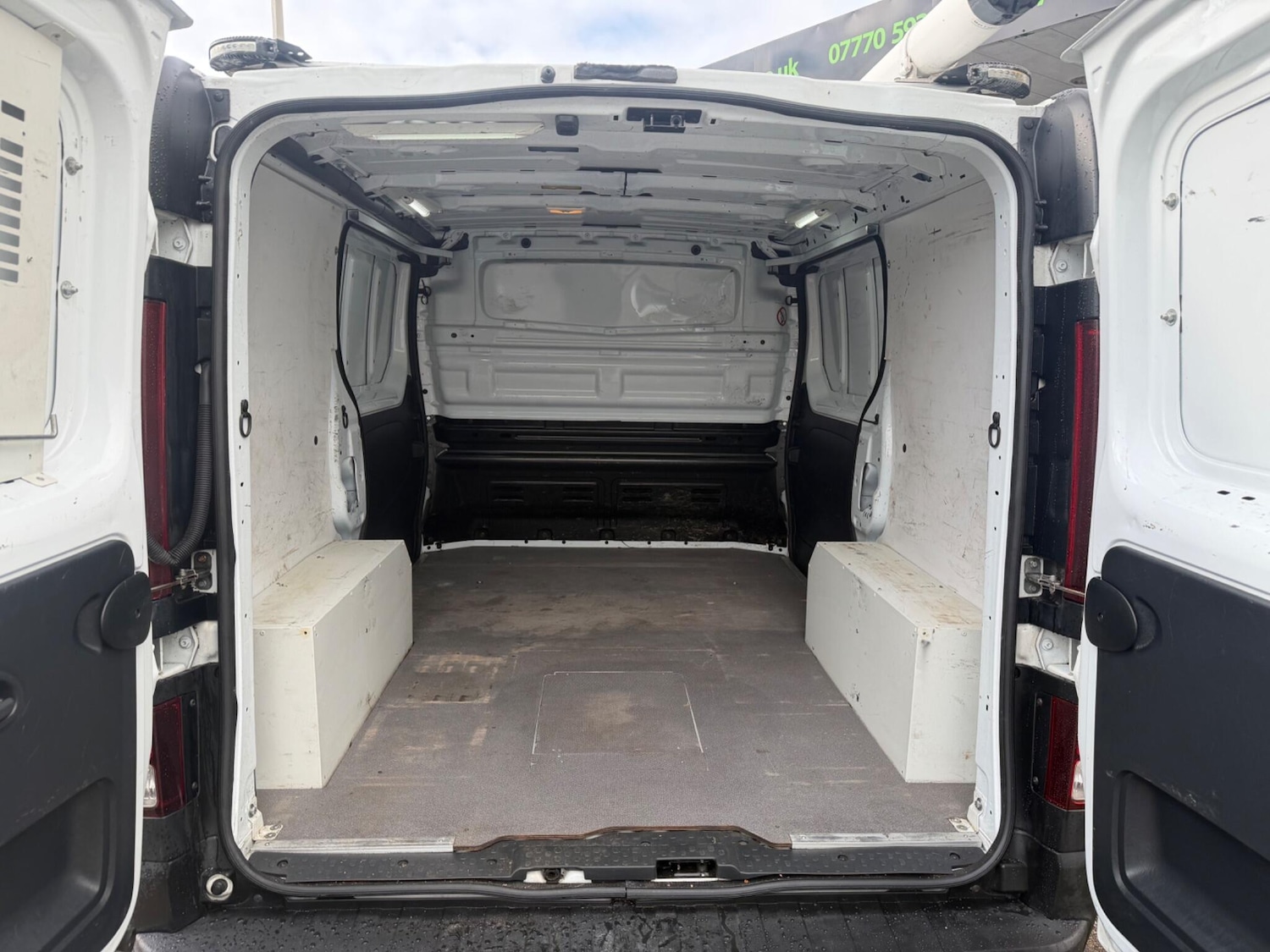 Used Vauxhall Vivaro 2016 for sale - 77509702: Photo 13