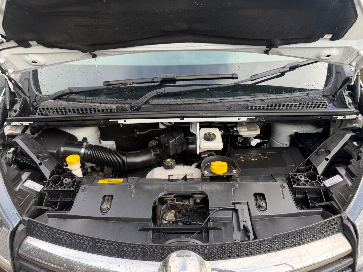 Used Vauxhall Vivaro 2016 for sale - 77509702: Photo 3