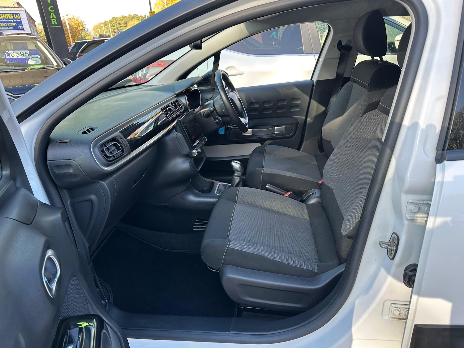 Used Citroen C3 2018 for sale - 76398777: Photo 19