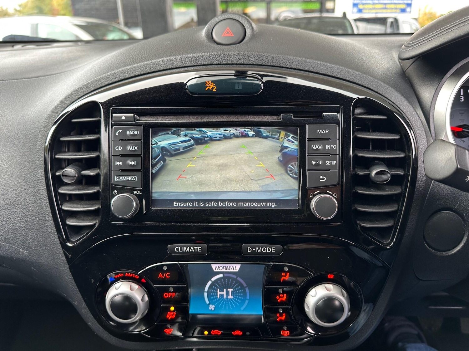 Used Nissan Juke 2015 for sale - 76307854: Photo 14