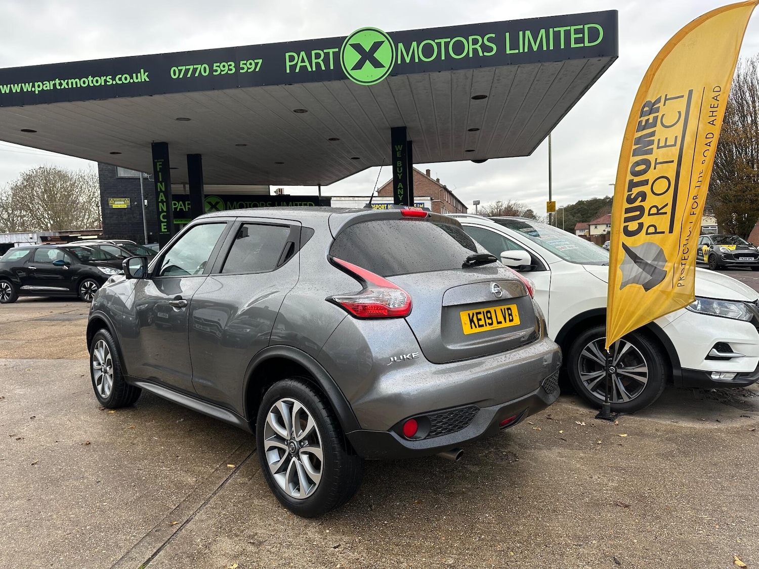 Used Nissan Juke 2019 for sale - 76645979: Photo 2