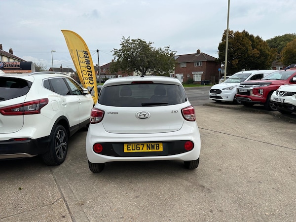 Used Hyundai i10 2017 for sale - 76136220: Photo 11