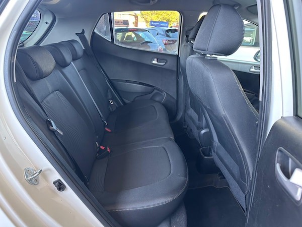 Used Hyundai i10 2017 for sale - 76136220: Photo 20