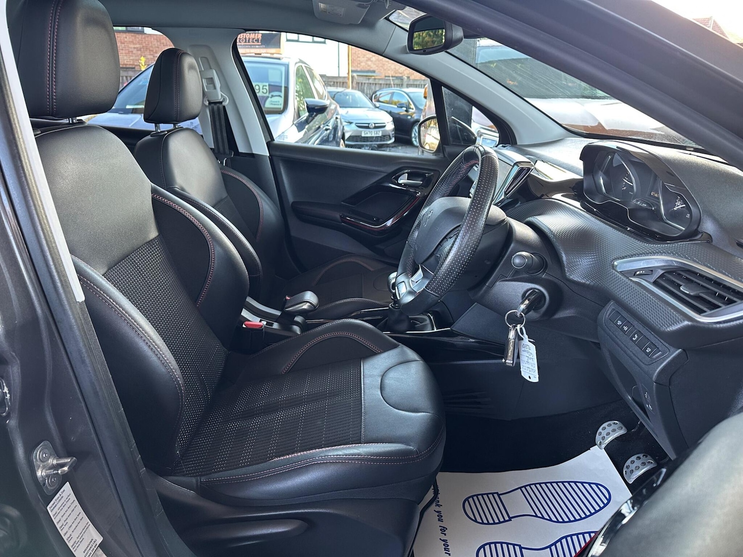 Used Peugeot 2008 2019 for sale - 78020459: Photo 18