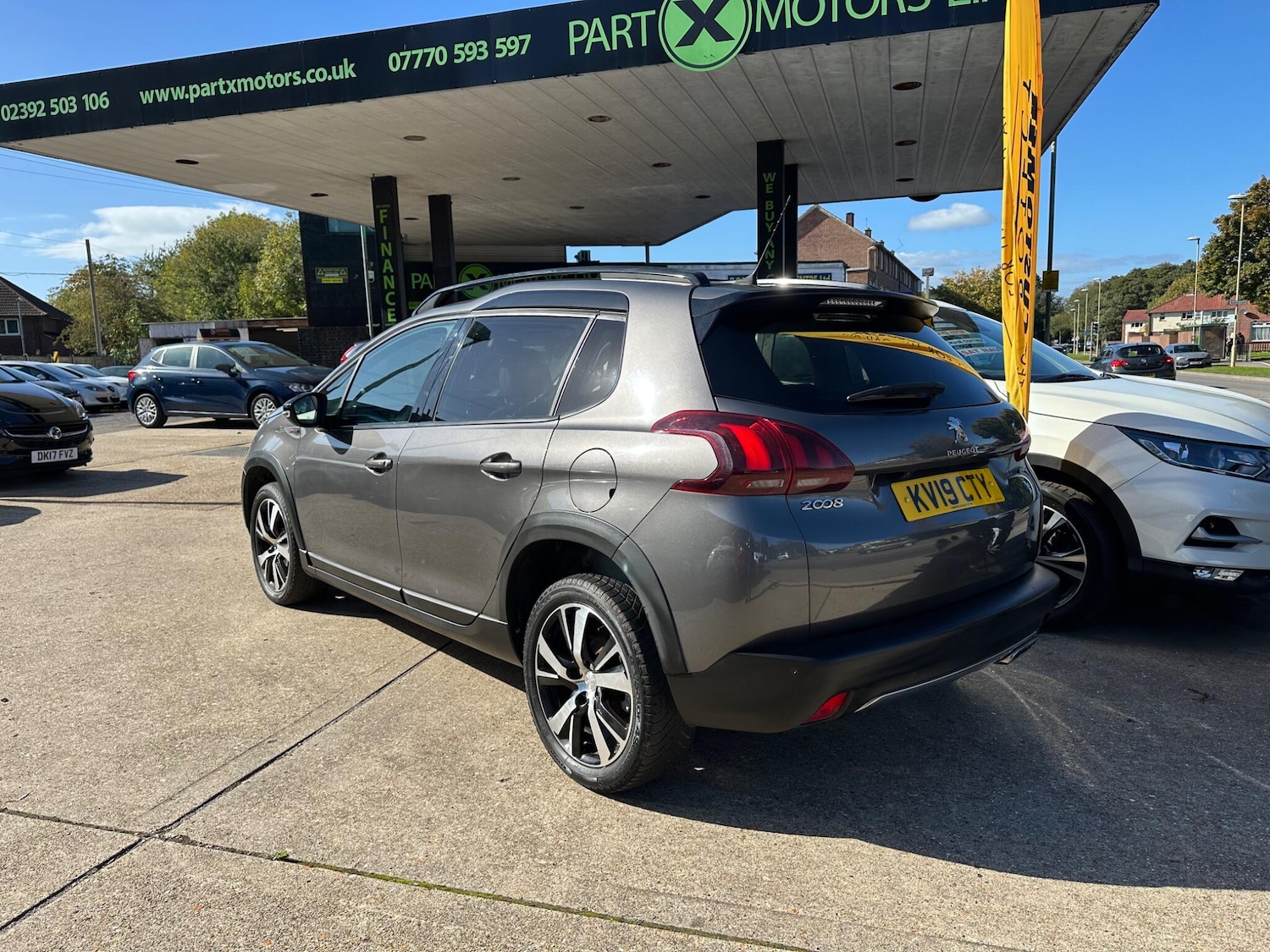 Used Peugeot 2008 2019 for sale - 78020459: Photo 2