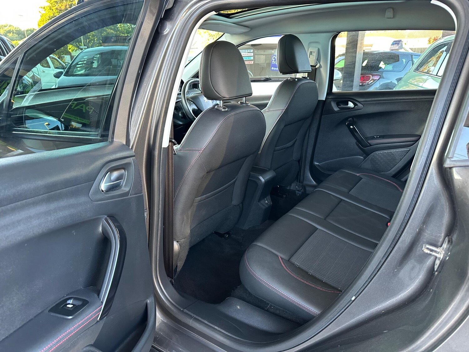 Used Peugeot 2008 2019 for sale - 78020459: Photo 25