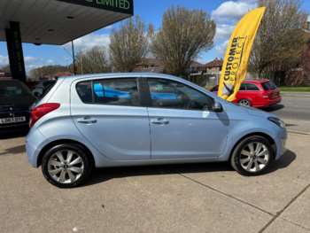 Used Hyundai i20 2013 for sale - 74161091: Photo
