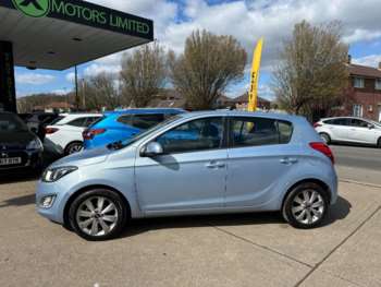 Used Hyundai i20 2013 for sale - 74161091: Photo