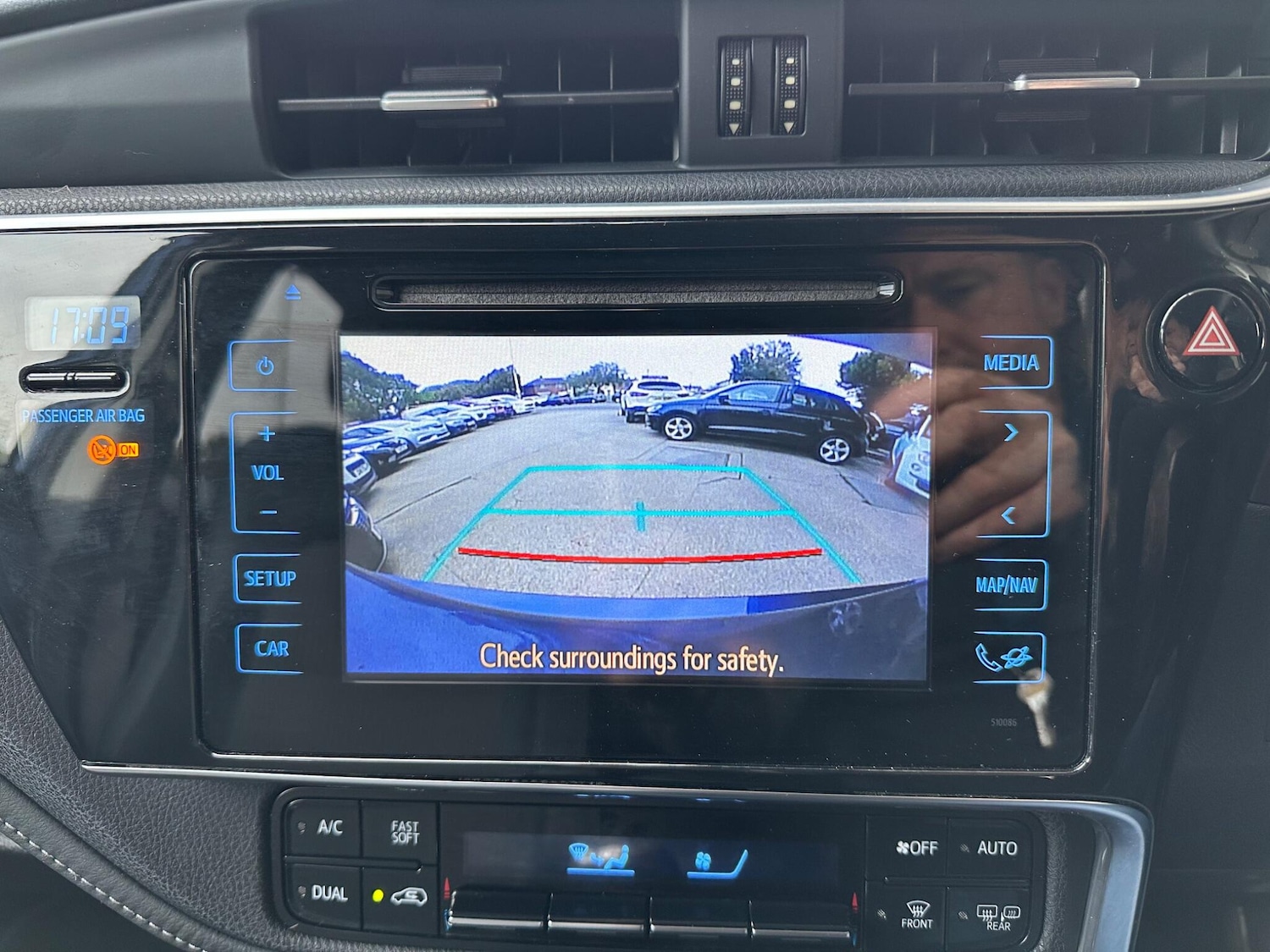 Used Toyota Auris 2017 for sale - 76990931: Photo 13