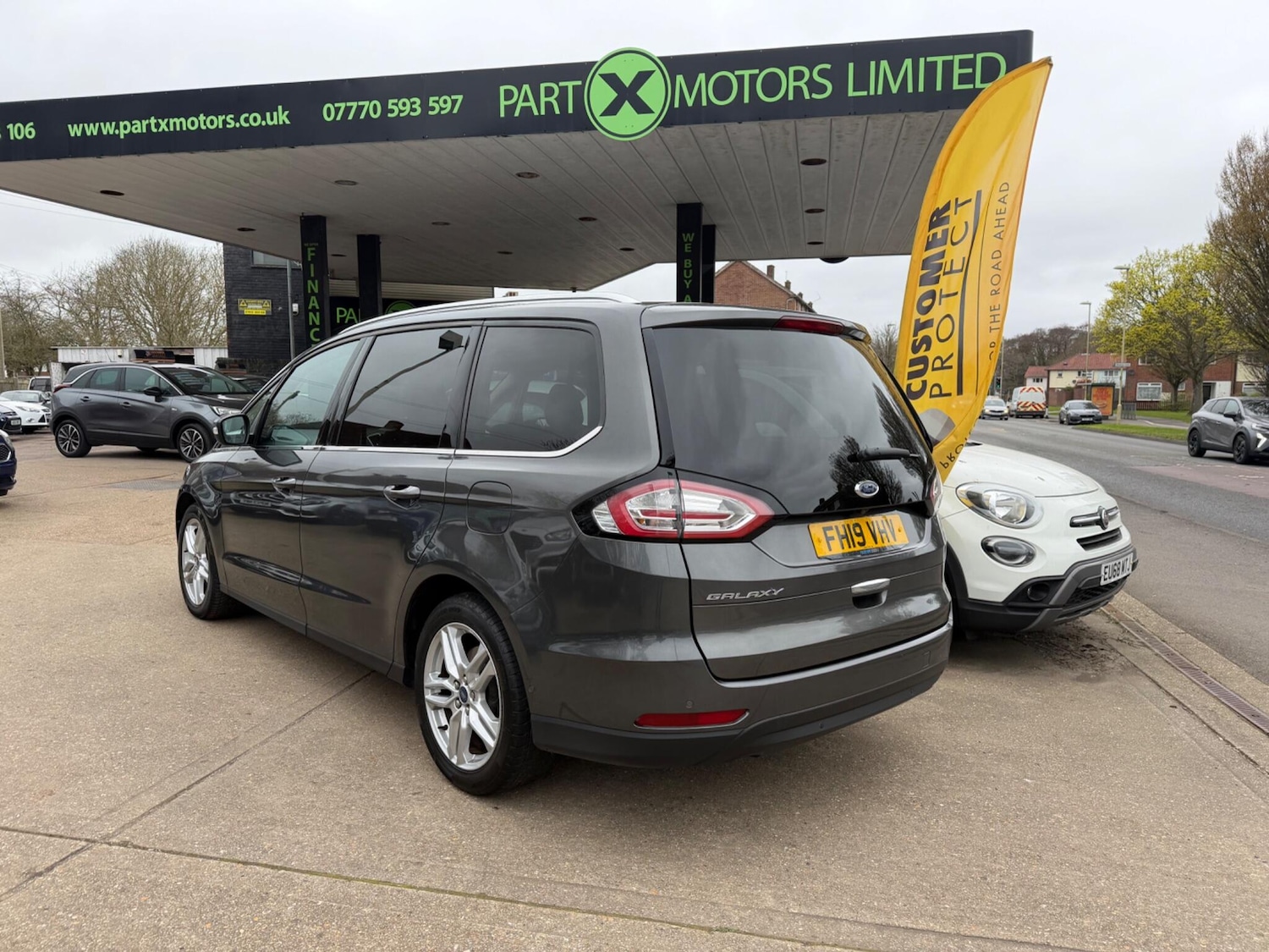 Used Ford Galaxy 2019 for sale - 78047939: Photo 2