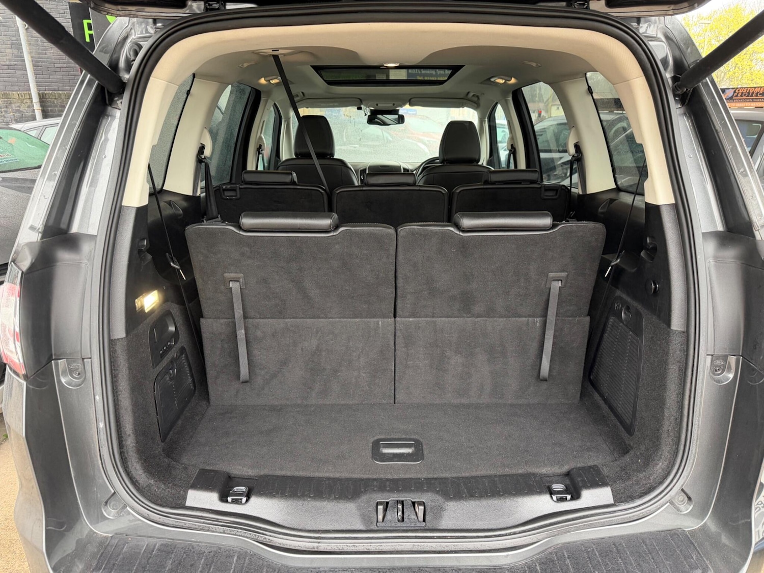 Used Ford Galaxy 2019 for sale - 78047939: Photo 9