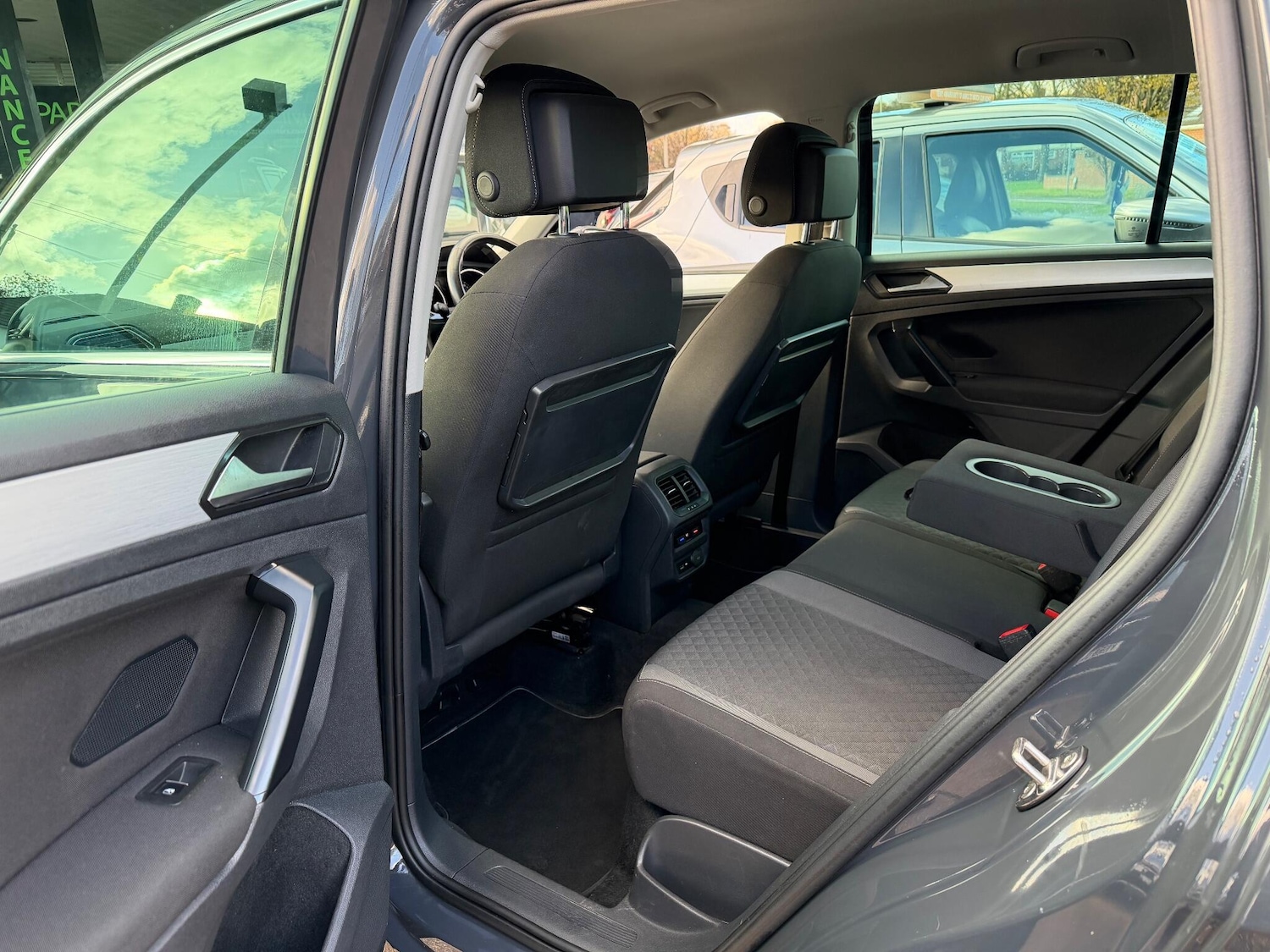 Used Volkswagen Tiguan 2017 for sale - 76823460: Photo 22