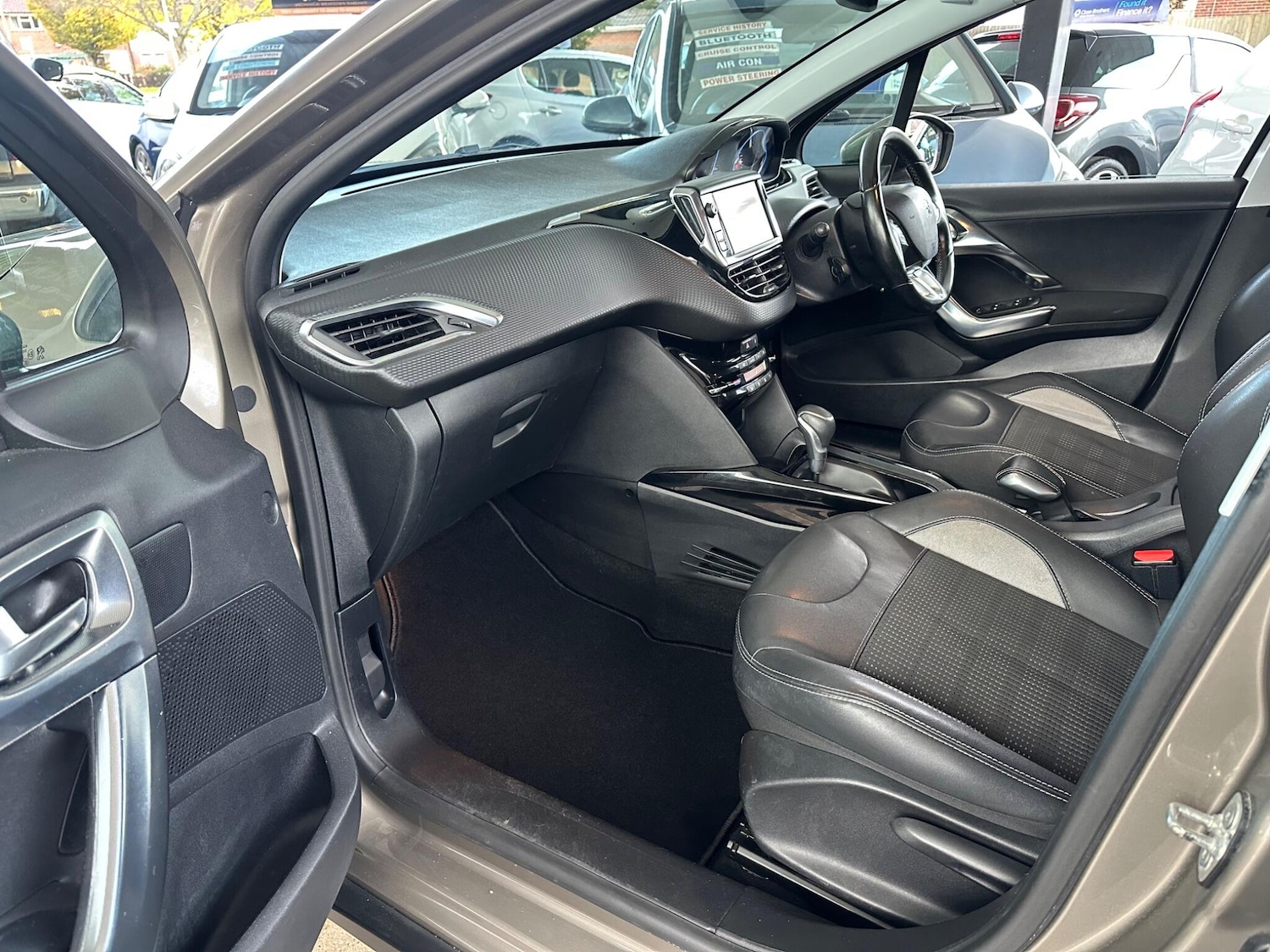 Used Peugeot 2008 for sale - 76472922: Photo 18