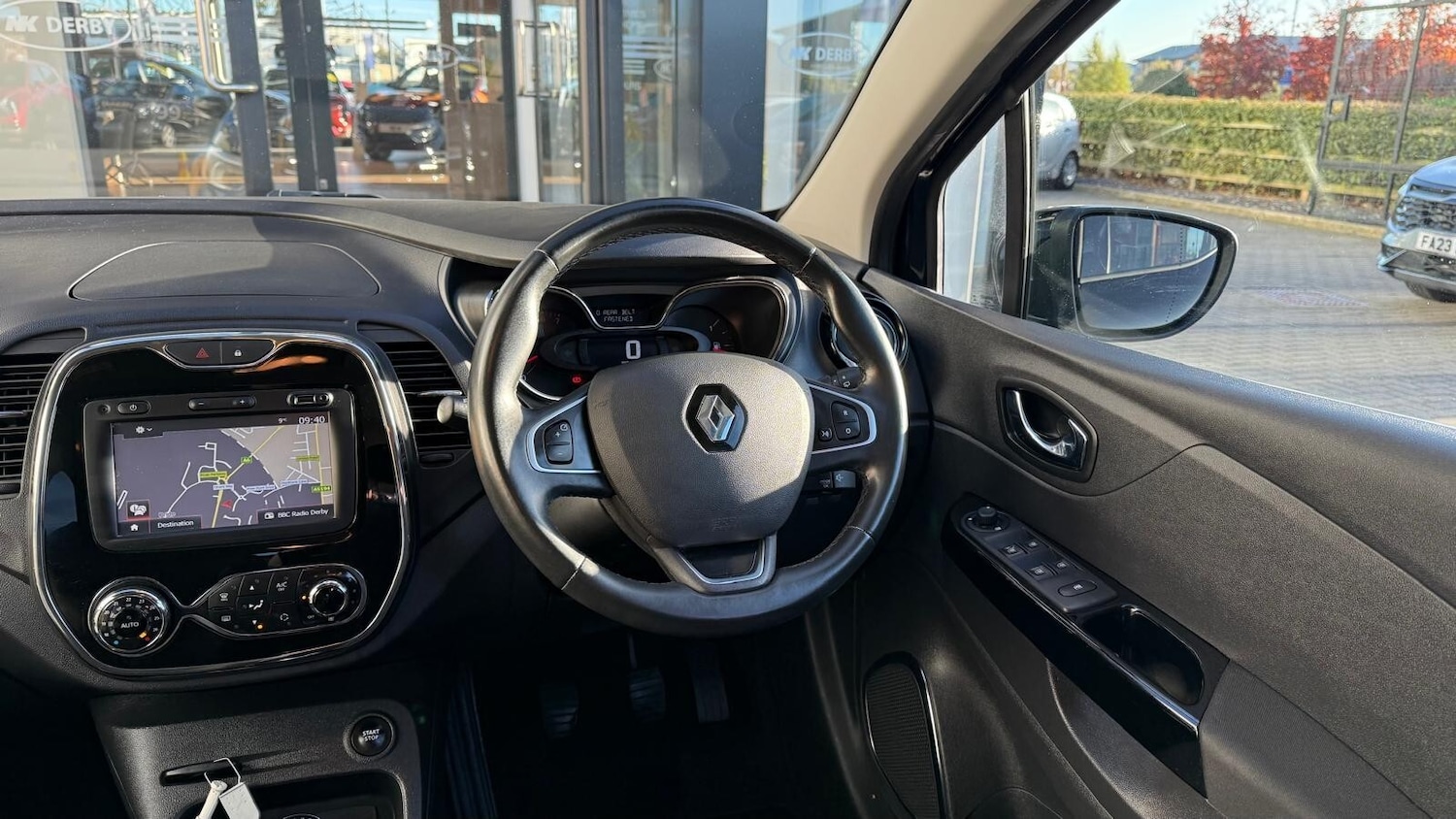 Used Renault Captur 2017 for sale - 76366574: Photo 13