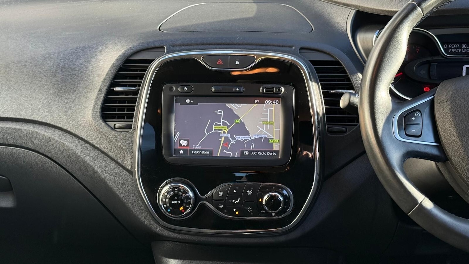Used Renault Captur 2017 for sale - 76366574: Photo 15