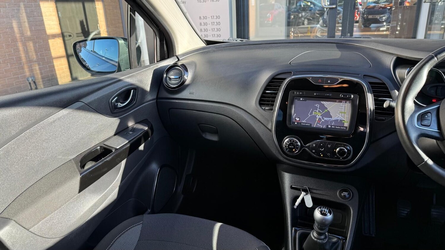 Used Renault Captur 2017 for sale - 76366574: Photo 18