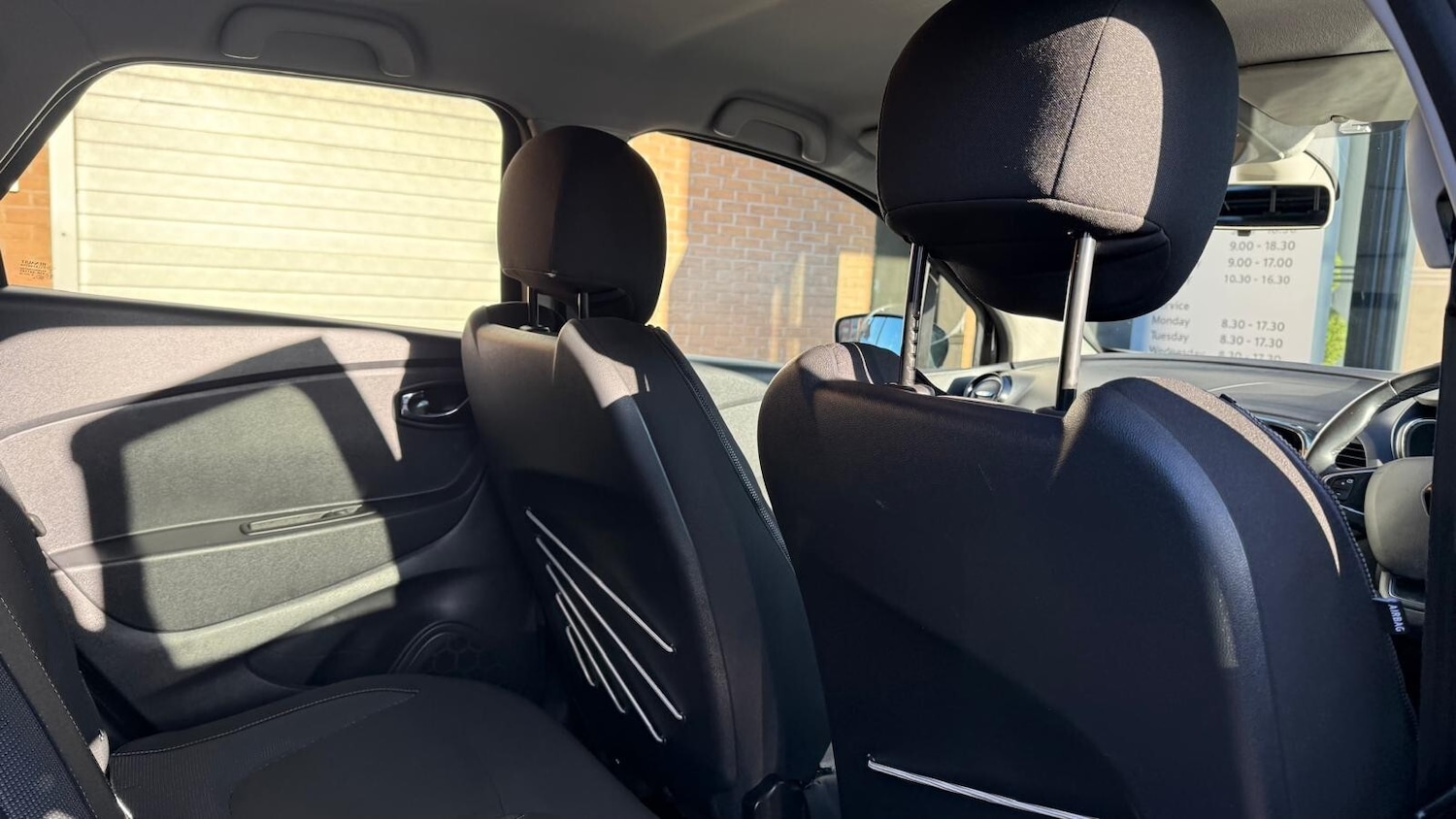 Used Renault Captur 2017 for sale - 76366574: Photo 21