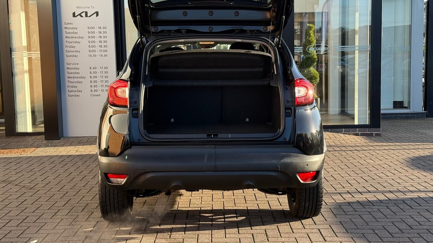 Used Renault Captur 2017 for sale - 76366574: Photo 8