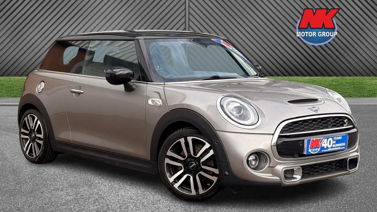 Used MINI Hatch 2019 for sale - 76204014: Photo 1