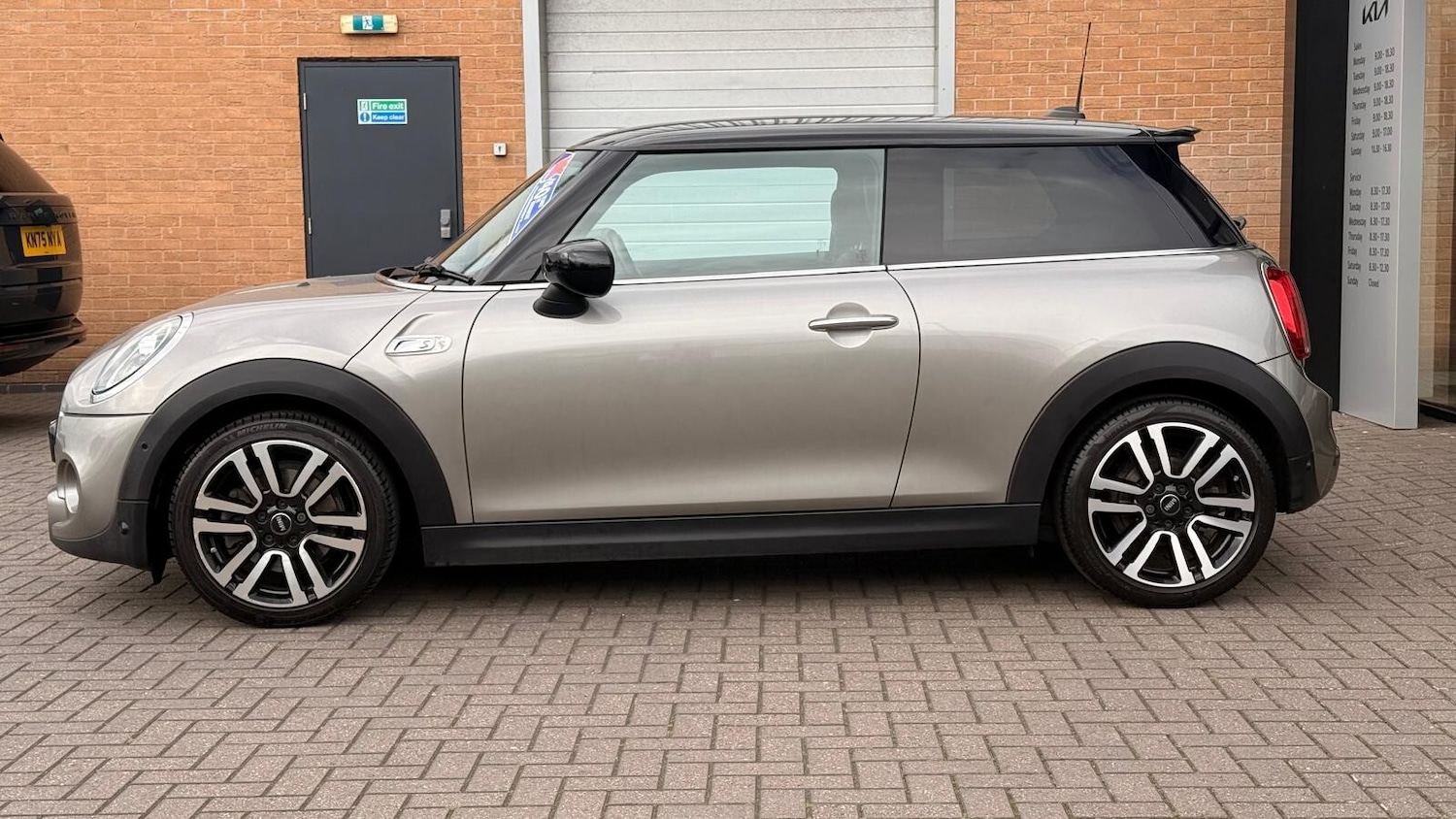 Used MINI Hatch 2019 for sale - 76204014: Photo 5