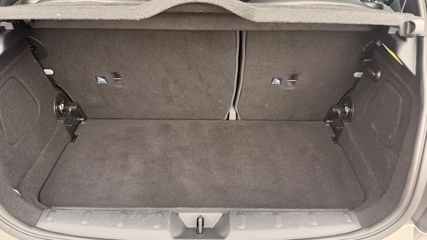 Used MINI Hatch 2019 for sale - 76204014: Photo 8