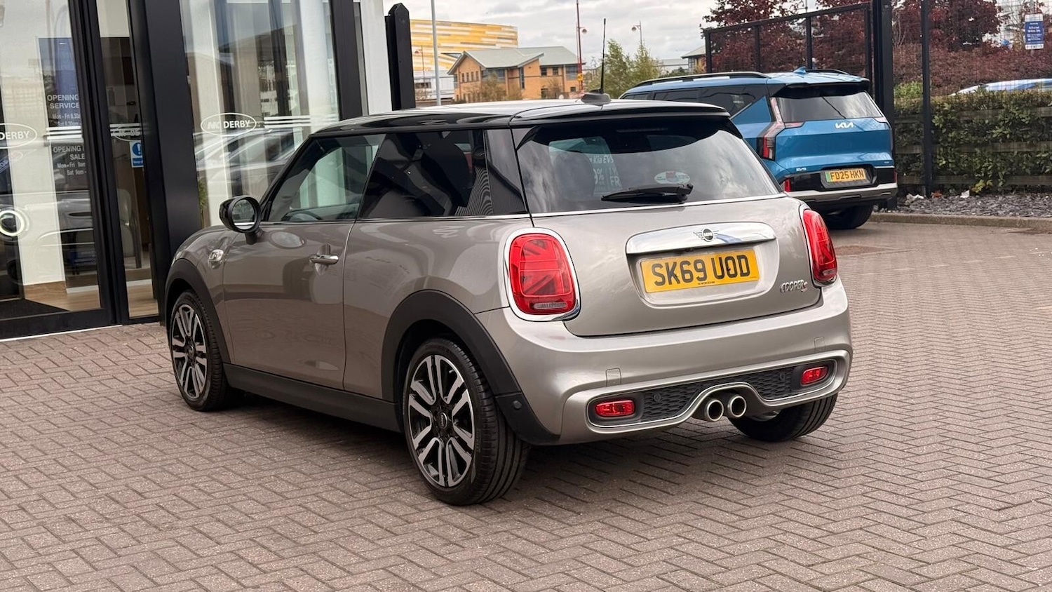 Used MINI Hatch 2019 for sale - 76204014: Photo 9