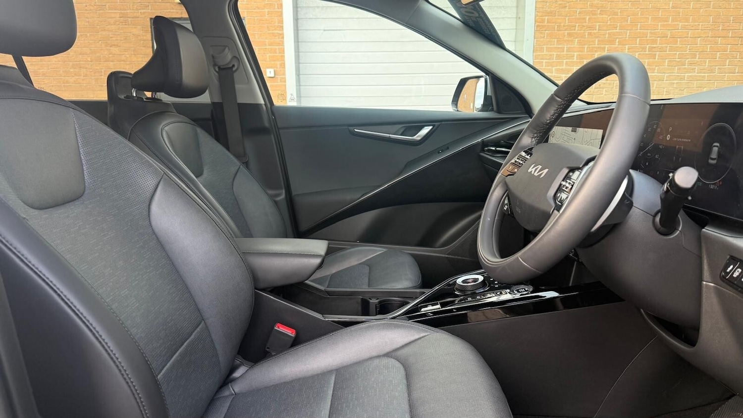 Used Kia Niro 2025 for sale - 76842092: Photo 24