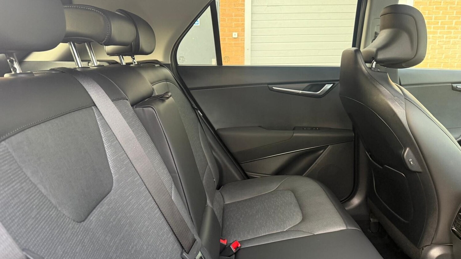 Used Kia Niro 2025 for sale - 76842092: Photo 29