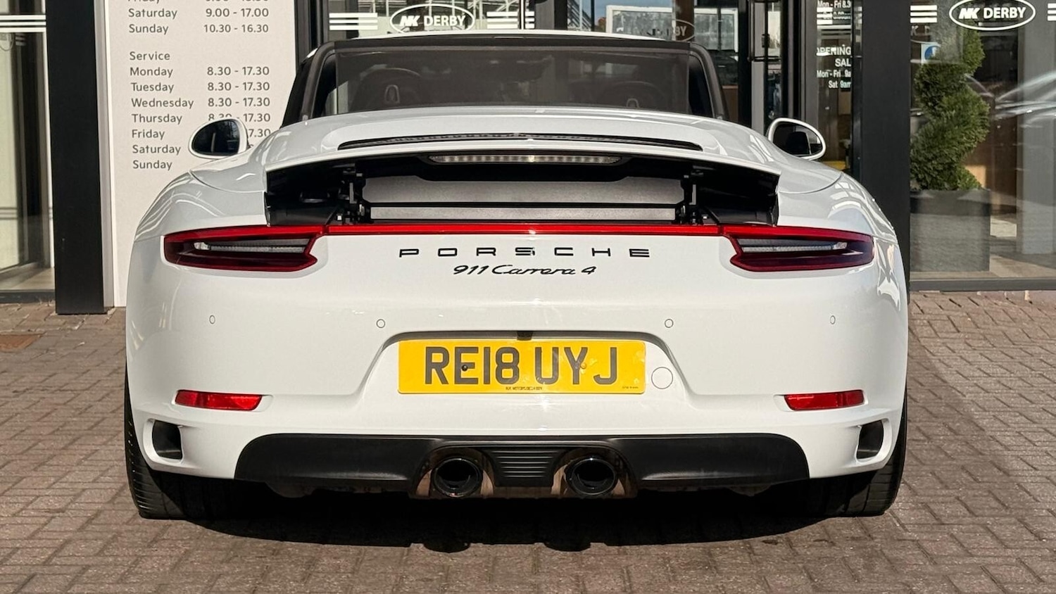 Used Porsche 911 2018 for sale - 76190992: Photo 11